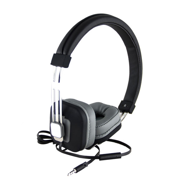 Casco de musica con microfono HV-H2100D Negro